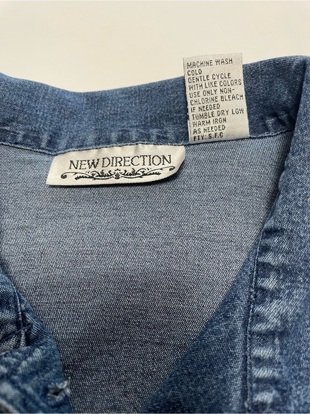 New Direction Classic Blue Denim Jacket Lightweight Size XL - Picture 9 of 11